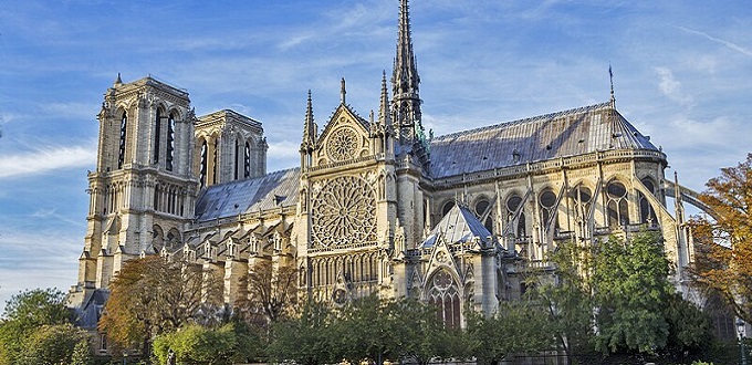 Francia debate el cobro de 5 euros por acceder a la catedral de Notre-Dame tras su restauracin