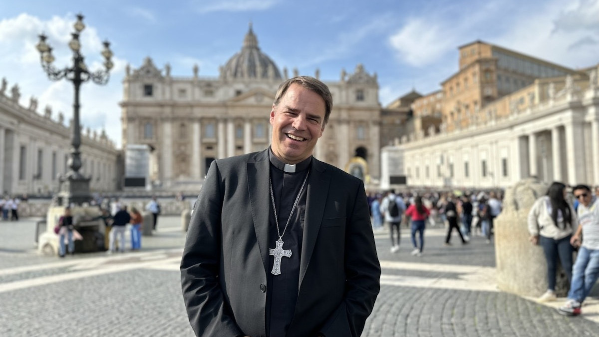 Mons. Oster dice que la toma final de decisiones seguir siendo de los obispos y los sacerdotes