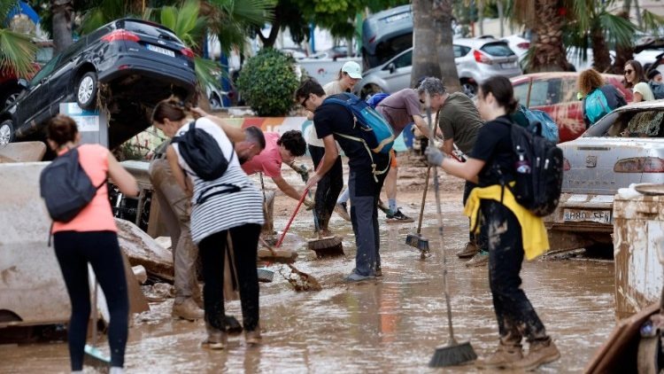 El Papa ruega por los vctimas de las inundaciones en Espaa