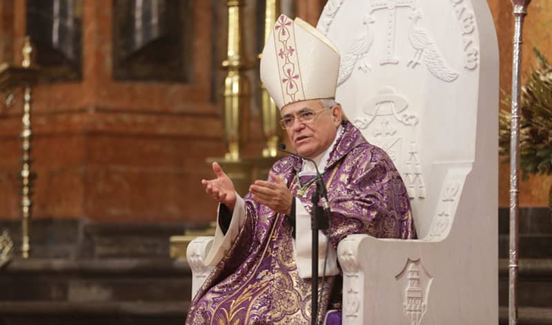 Mons. Demetrio Fernndez: 50 aos de sacerdote