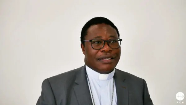 Mons. Bruno Ateba: Las armas no van a resolver el problema de Boko Haram