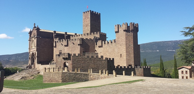 Cierra la comunidad jesuita en Javier, cuna de san Francisco Javier