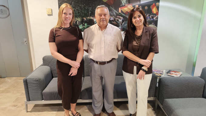 «Defender la vida es defender a España, y nosotros no vamos a rendirnos» «Defender la vida es defender a España, y nosotros no vamos a rendirnos»