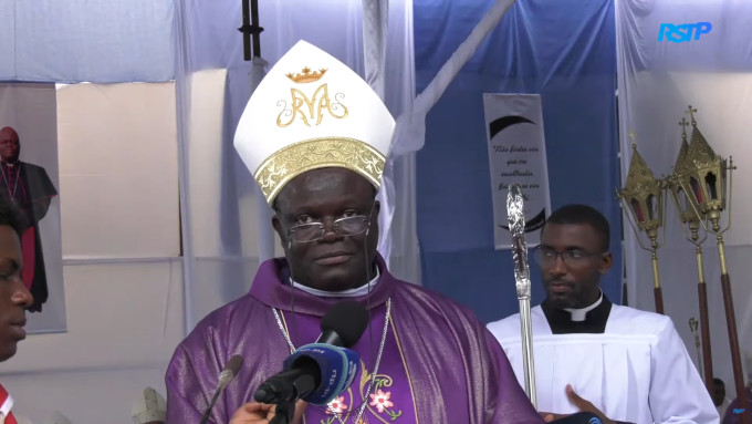 El obispo de Santo Tom� y Pr�ncipe condena con dureza la plaga de adulterio en la isla