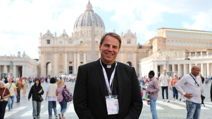 Mons. Oster arremete contra Trump y critica el uso poltico que se hizo de la muerte de Charlie Kirk