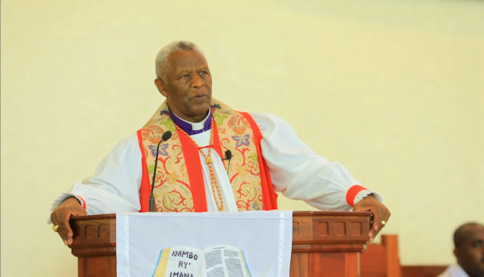 La aplastante mayora de los anglicanos no aceptan el primado de la nueva arzobispa de Canterbury