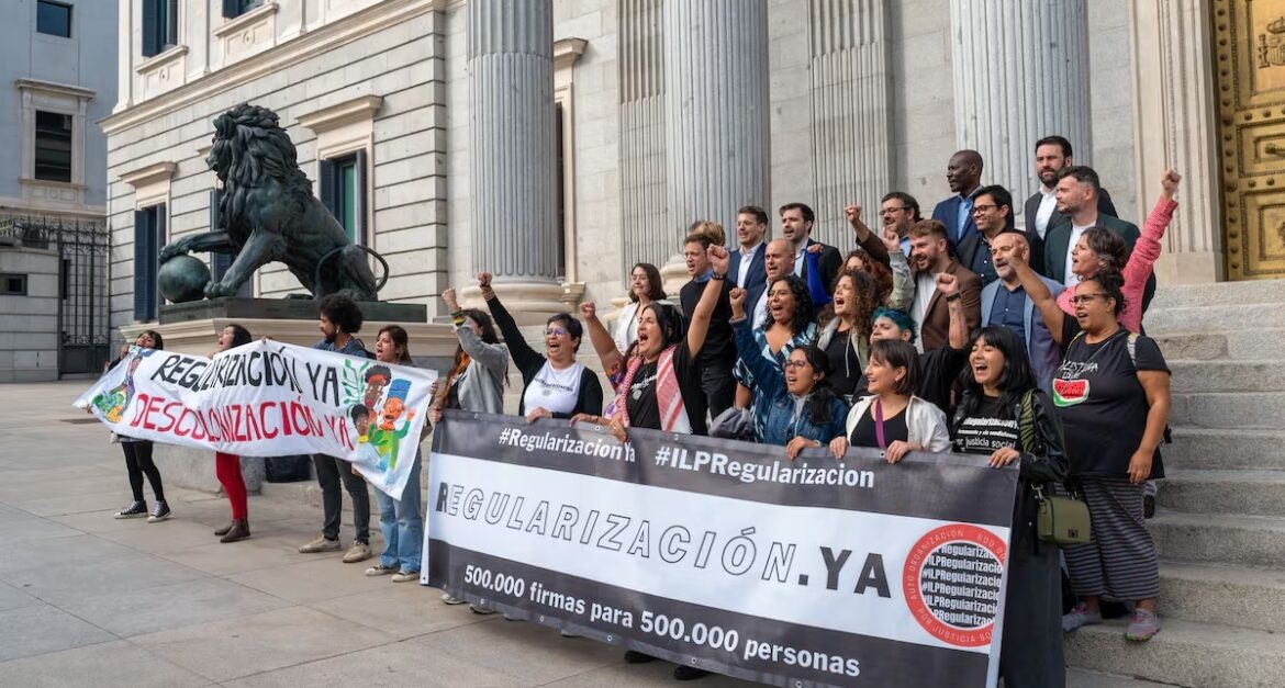 La Iglesia en Espaa pide al gobierno regularizar a medio milln de imigrantes aunque no lo apruebe el Parlamento