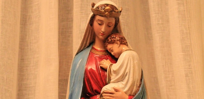 Un joven de Kentucky se declara culpable de decapitar una imagen de la Virgen Mara y el Nio Jess