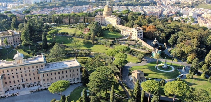 El papa León XIV legalizó a los laicos como jefes de gobierno en el Vaticano