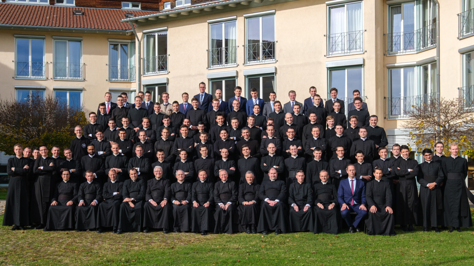 La Fraternidad Sacerdotal de San Pedro sigue creciendo