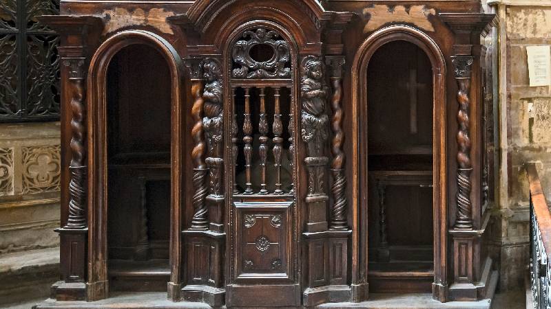 La confesin resurge entre los catlicos franceses