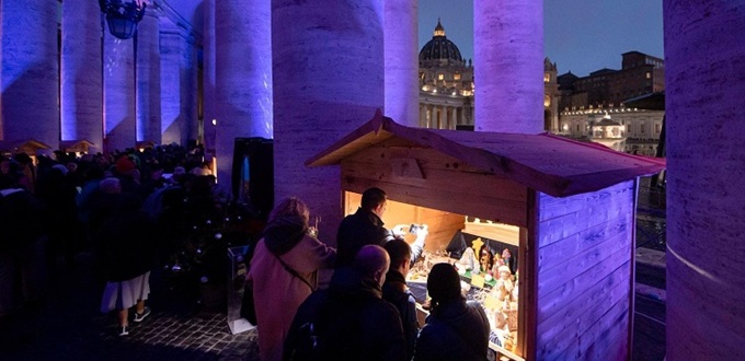 El Vaticano expone 132 pesebres de todo el mundo