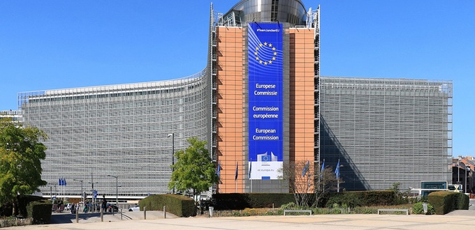 La UE congela fondos a la federaci�n cat�lica de familias por no someterse a la ideolog�a de g�nero