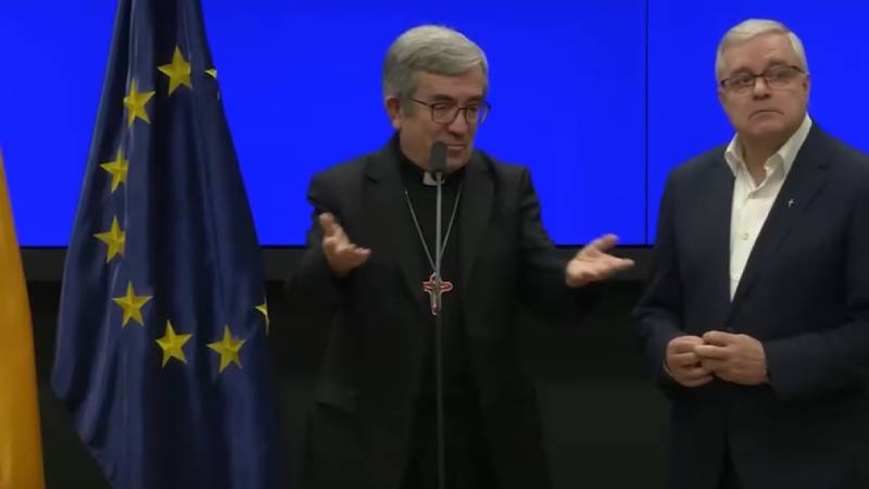 Nuevo acuerdo para reparar algunos casos de abusos: �el Estado decide la indemnizaci�n y la Iglesia paga�