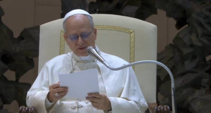 El Papa explica la unidad entre Escritura y Tradici�n como un �nico dep�sito de origen divino
