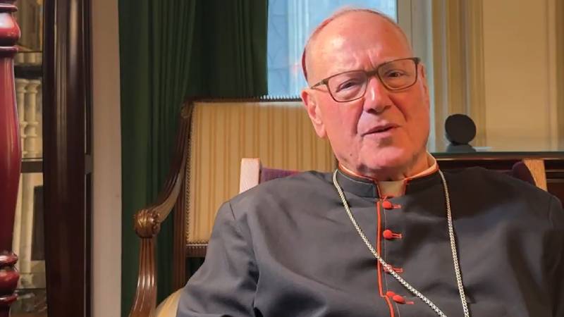 El Cardenal Dolan invita a colocar un crucifijo y consagrar el hogar al Sagrado Coraz�n de Jes�s