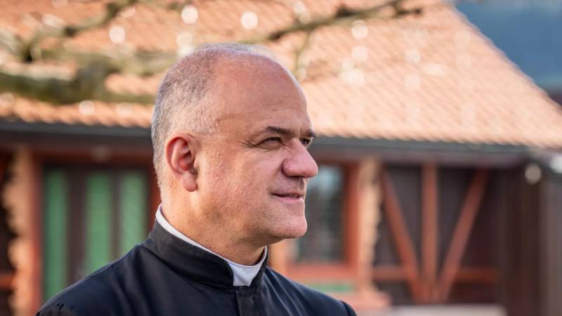 La Fraternidad Sacerdotal San P�o X (lefebvrianos) consagrar� nuevos obispos el 1 de julio sin autorizaci�n papal