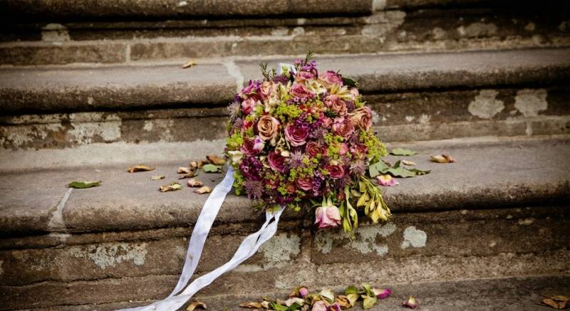 La boda de una pareja �trans� en una iglesia argentina es declarada nula por el arzobispo