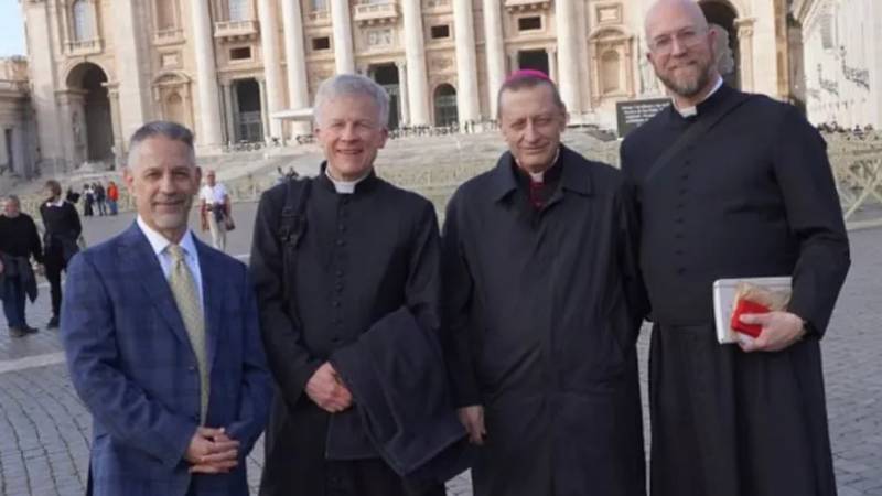 Le�n XIV recibe en audiencia a Courage International, que acompa�an a personas homosexuales a vivir seg�n las ense�anzas de la Iglesia