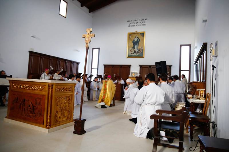 El Yermo Camaldulense culmina su fundaci�n en C�rdoba con la consagraci�n de su iglesia