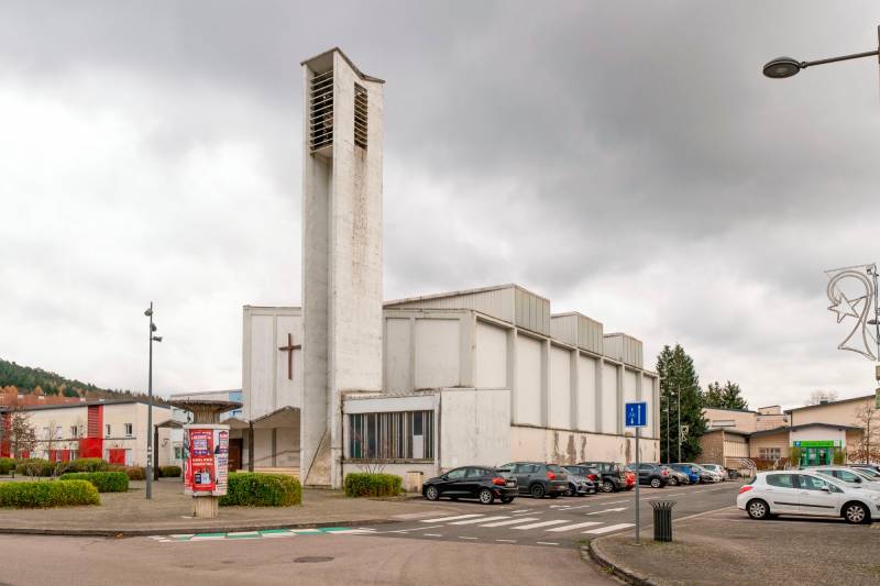 Las iglesias de los sesenta, ni regaladas