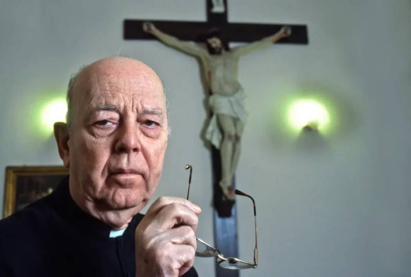 La Asociaci�n Internacional de Exorcistas advierte contra quienes se atribuyen falsamente la colaboraci�n con don Gabriele Amorth