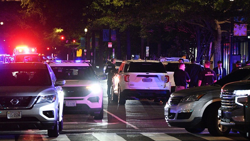 Un hombre de Nueva Jersey se declara culpable por un plan de atentado con explosivos contra la Misa Roja de Washington