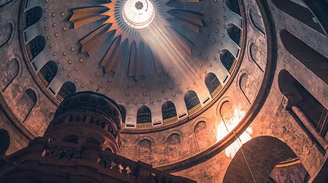 Israel impide al Patriarca latino y al Custodio de Tierra Santa celebrar la Misa de Ramos en el Santo Sepulcro