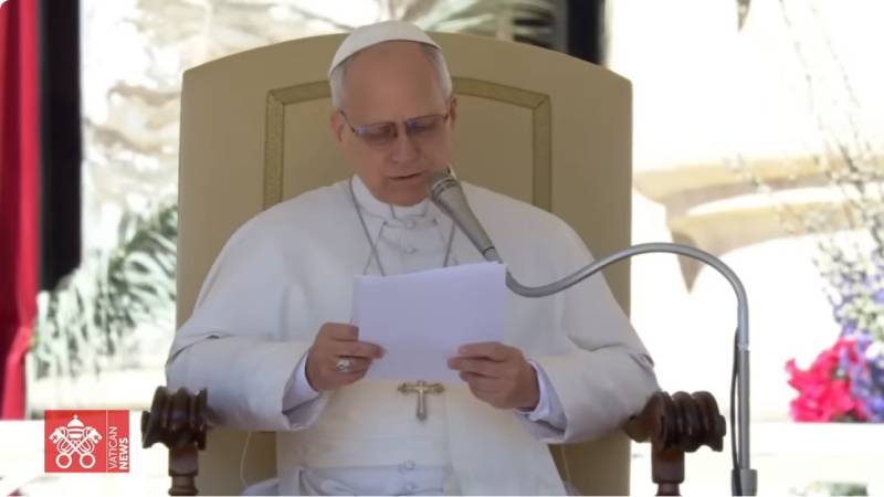 La santidad no es privilegio de unos pocos, sino don que compromete a todo bautizado, afirma el Papa