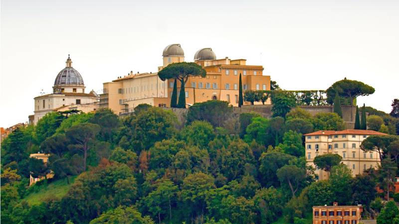 Le�n XIV recupera Castel Gandolfo, adi�s al museo de Francisco