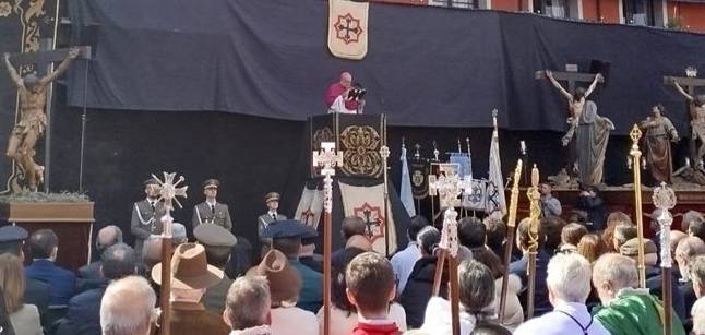 Mons. Sanz Montes en el Serm�n de las Siete Palabras: �Precioso testamento�