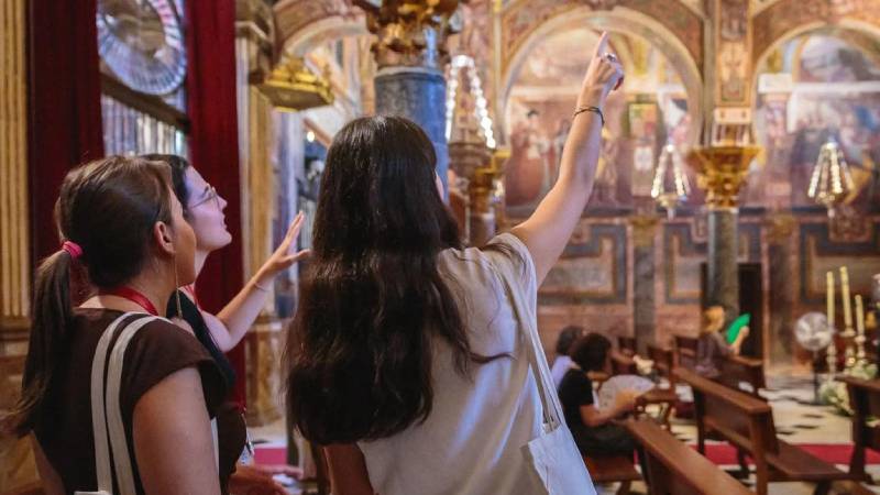 Millones de turistas entran cada verano en las iglesias europeas y salen sin haber entendido nada: N�rtex quiere remediarlo