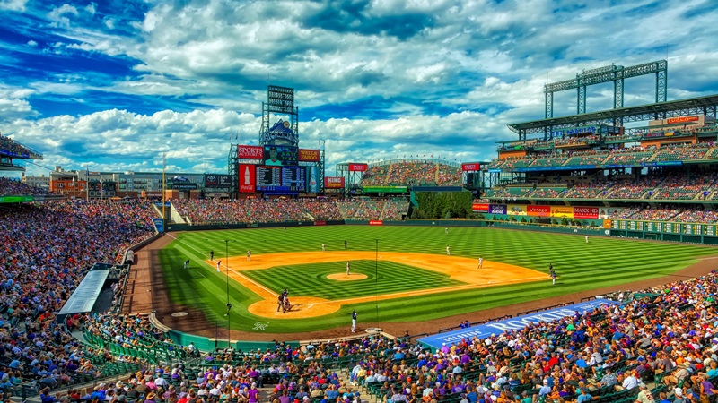 Un equipo de b�isbol pierde por incomparecencia tras negarse sus jugadores a vestir camisetas del �Orgullo�