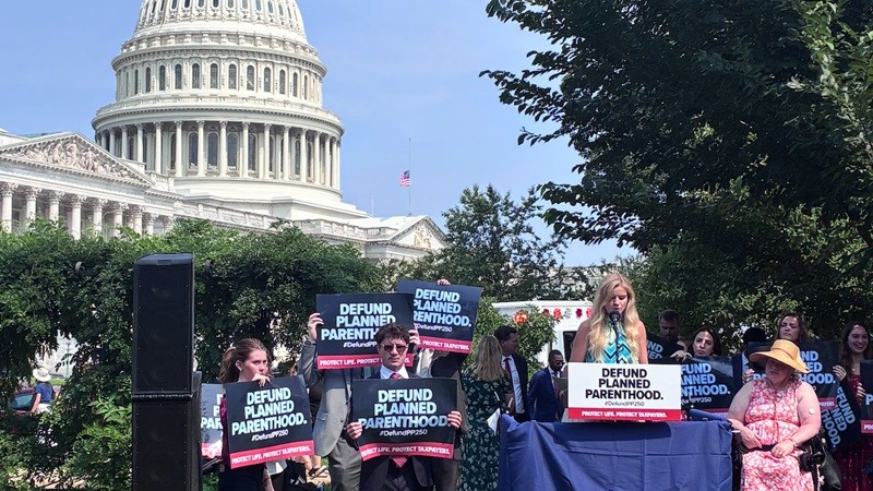 Candidato a fiscal general de Estados Unidos se compromete a hacer cumplir las leyes provida