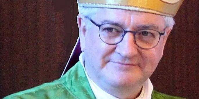 Mons. Aillet advierte: los diputados que voten la ley de eutanasia �no podr�n comulgar�