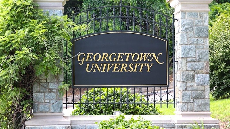 Georgetown ofrece residencias �inclusivas de g�nero�, fajas compresoras gratis y cursos LGTB
