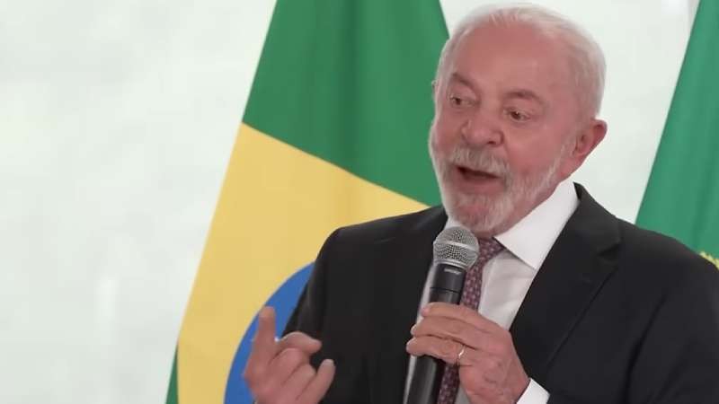Lula, �el te�logo�, vaticina dificultades a la Iglesia si no hay sacerdotisas y se suprime el celibato