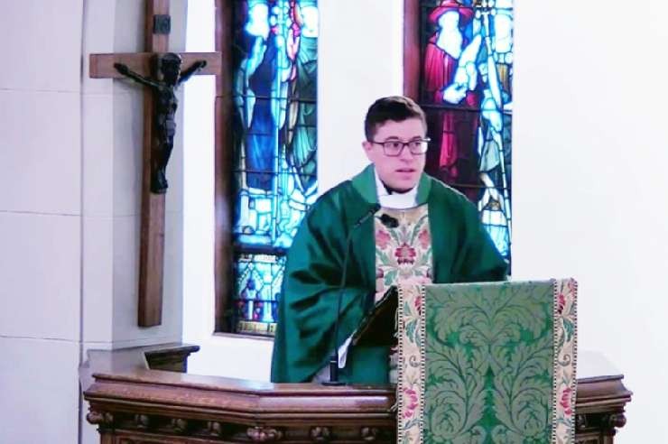 Episcopalianos nombran su primer de�n catedralicio transg�nero