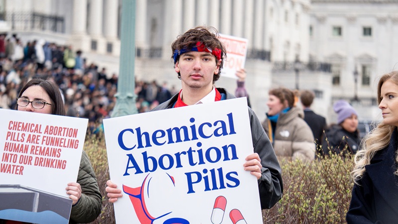 M�s de 100 l�deres cristianos se unen para combatir el aborto qu�mico en Estados Unidos