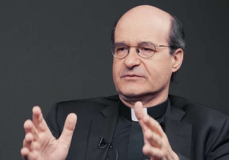 Le�n XIV debe �corregir magisterialmente� Amoris Laetitia