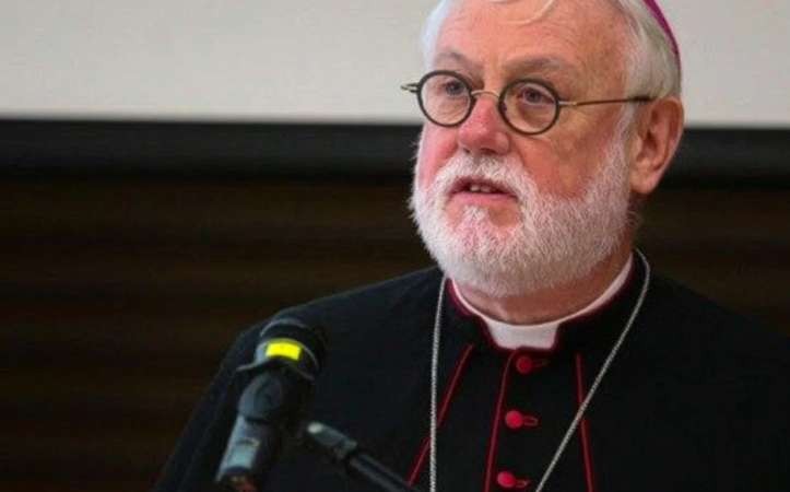Mons. Gallagher: �Existe un peligro� en que la Iglesia abandone la noci�n de guerra justa