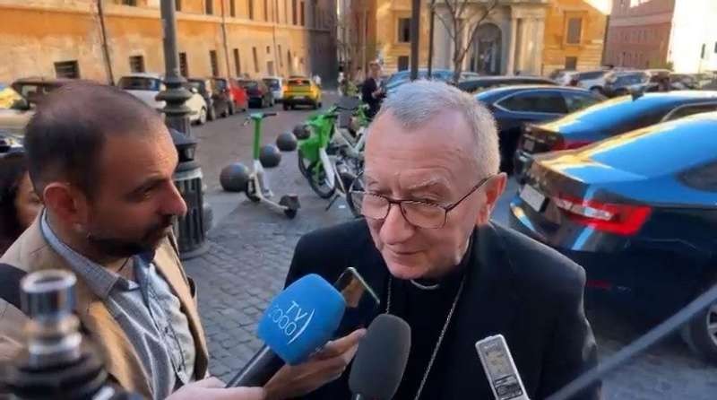Card. Parolin: el Papa �reajustar� su pontificado, si fuera necesario�