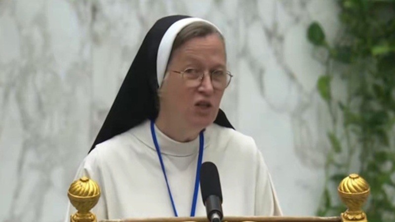 La presidenta de la Academia Pontificia de Ciencias Sociales sugiere en el Vaticano que Jes�s flirte� con la samaritana